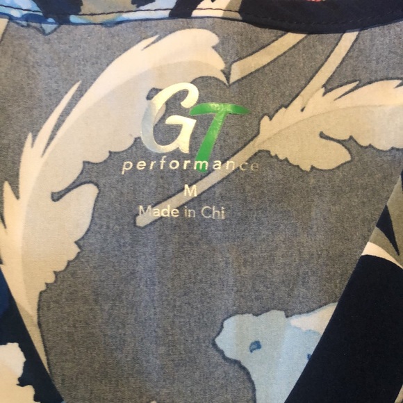 3 scrub top bundle  (1 sm, 2 med) $12 for all 3 - Picture 2 of 7